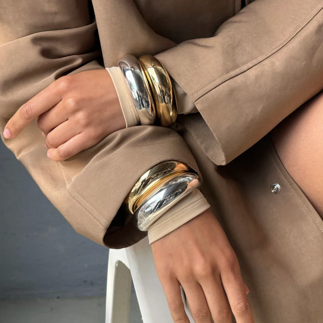 NAPOLI Recycled Chunky Bangle Bracelet - Image 7