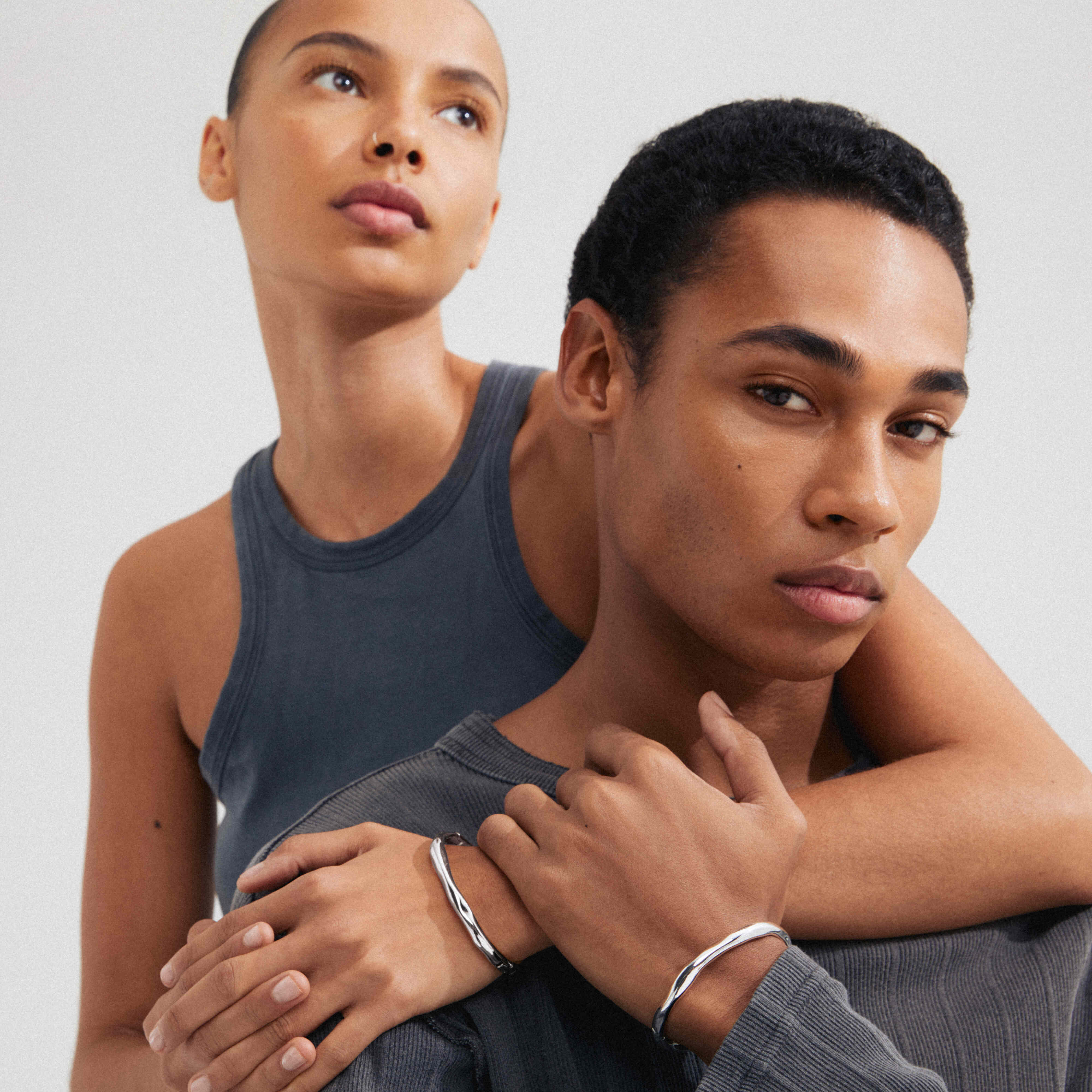 LIGHT recycled wavy bangle bracelet - Image 4