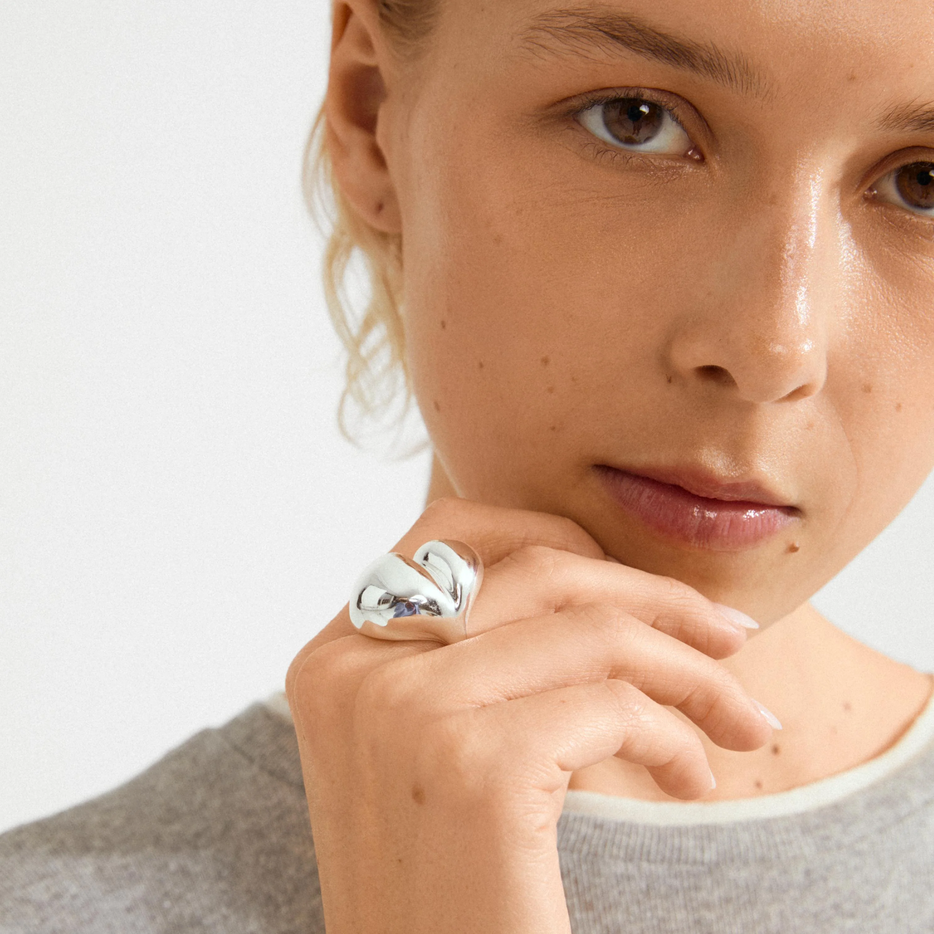 MADDIX recycled chunky ring - Image 5